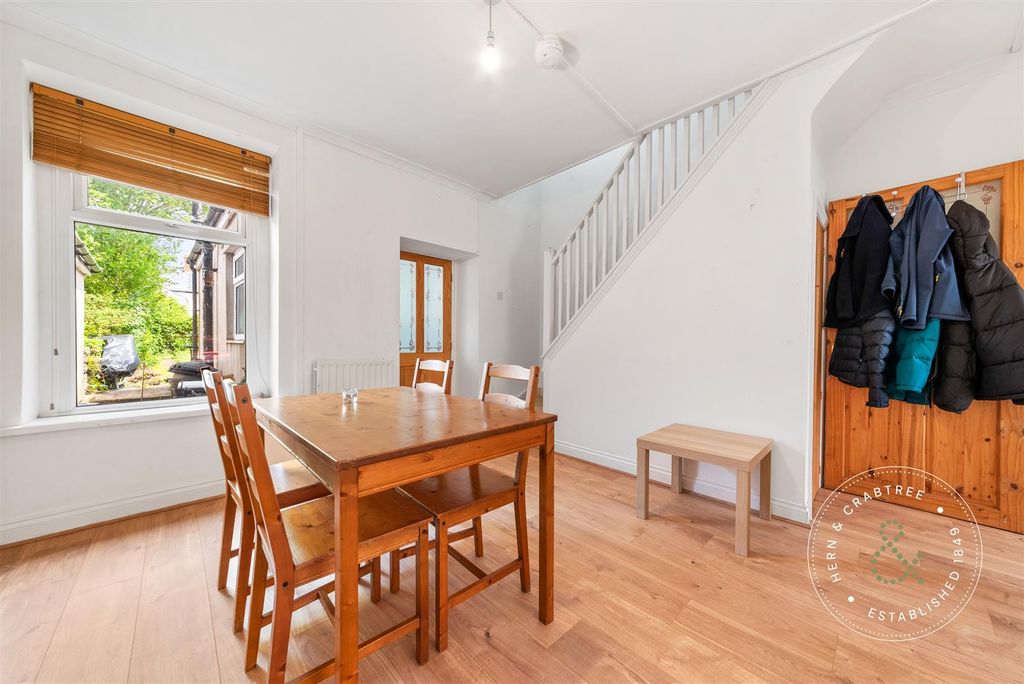 Property photo 3 of 27 Letty-Street-3.Jpg