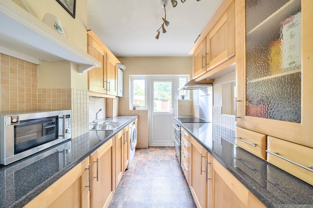 Property photo 2 of 20 1463209-8-6A1d6c4...