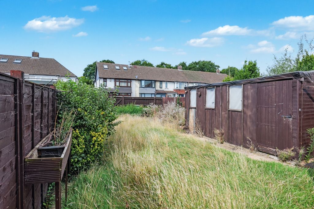 Property photo 2 of 19 281 Gosport Rd, Fareham Po16 0Qf