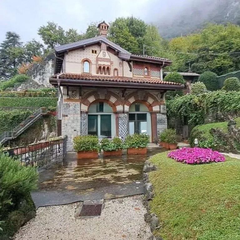 Property photo 1 of 25 Apartment Overlooking Lake Como In Menaggio, Lombardy