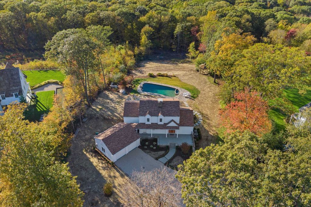 Property photo 1 of 30