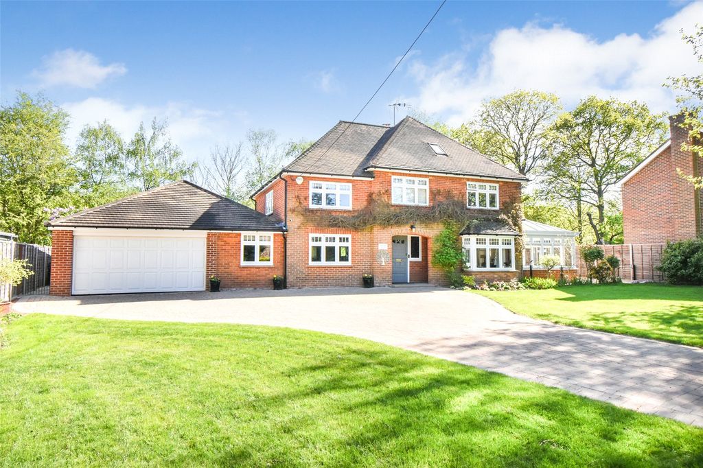 Property photo 1 of 24 Picture No. 34