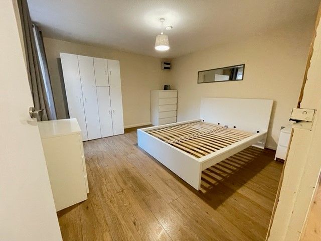 Property photo 3 of 11 Photo