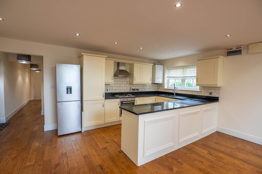 Property photo 3 of 19 Dsc_0289-Hdr