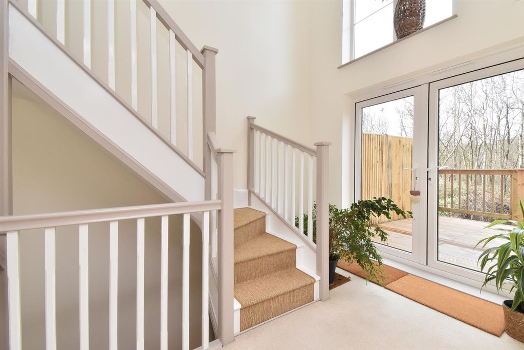 Property photo 3 of 25 Stairs