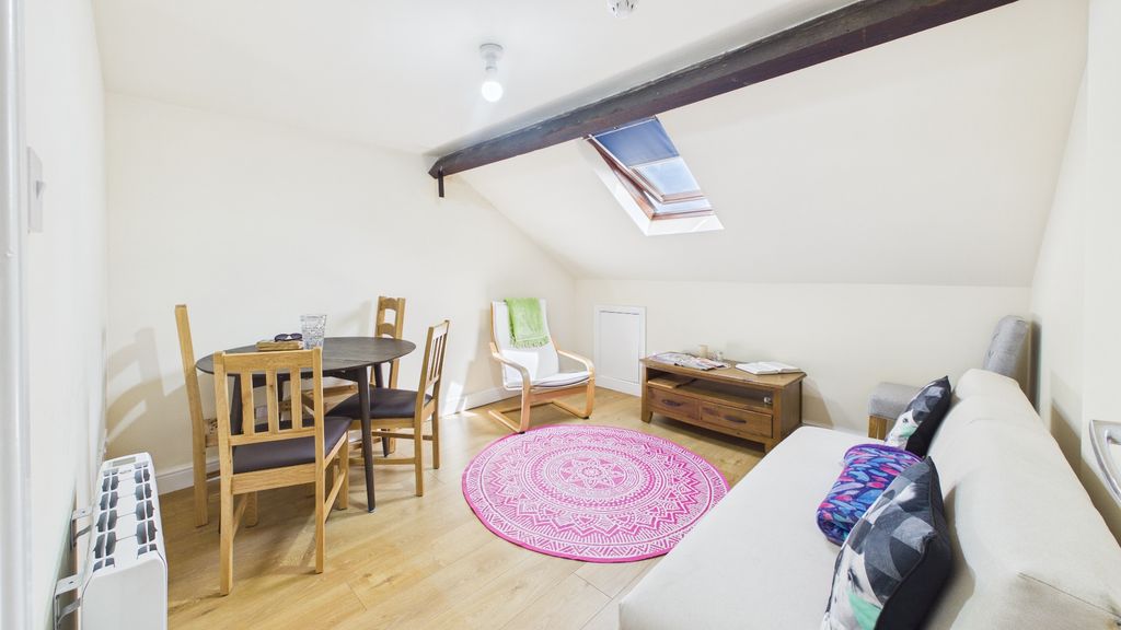 Property photo 3 of 38 5255578