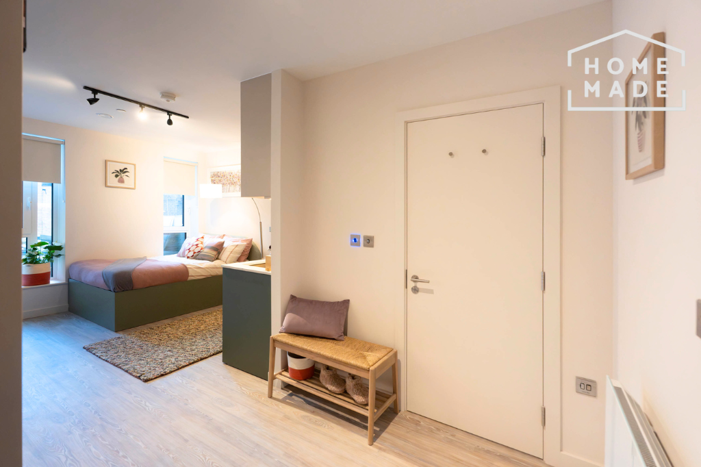 Property photo 2 of 13