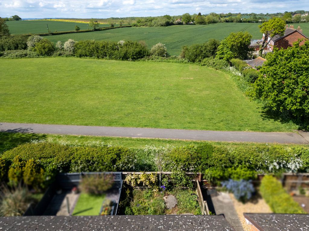 Property photo 2 of 28 5Clubdrivehurleycv92Bf3