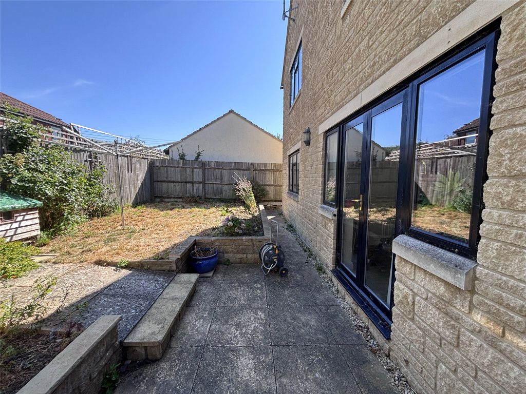 Property photo 3 of 18 Picture No. 24
