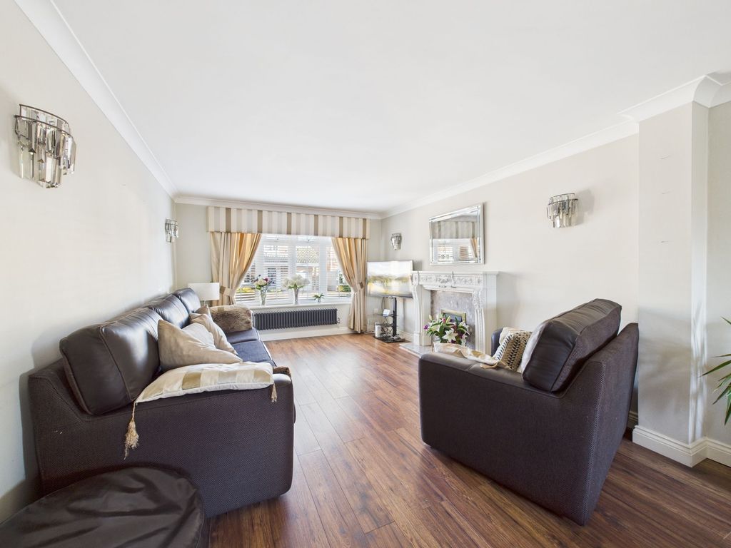 Property photo 3 of 22