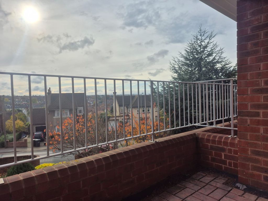 Property photo 3 of 4