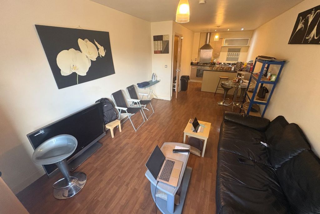 Property photo 3 of 19