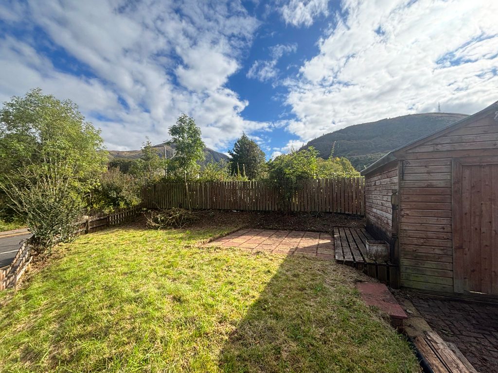 Property photo 2 of 30