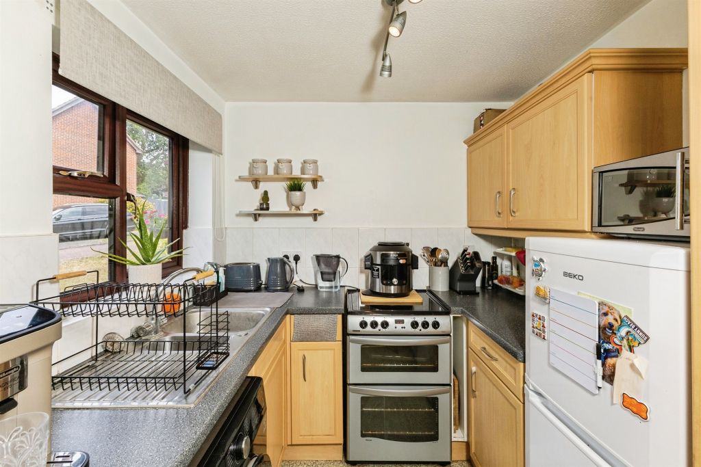 Property photo 2 of 14