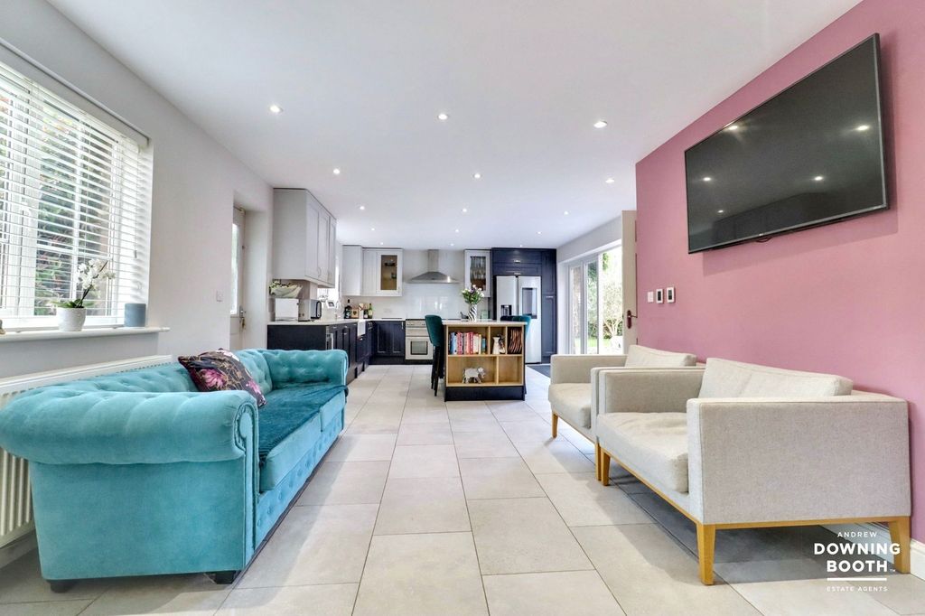 Additional image 10 of 4 bed detached house for saleNewbold Close, Lichfield WS13