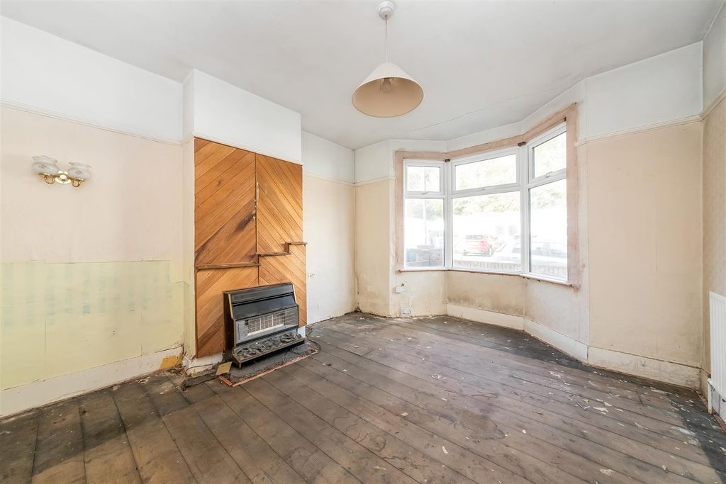 Property photo 2 of 15 Reception Room