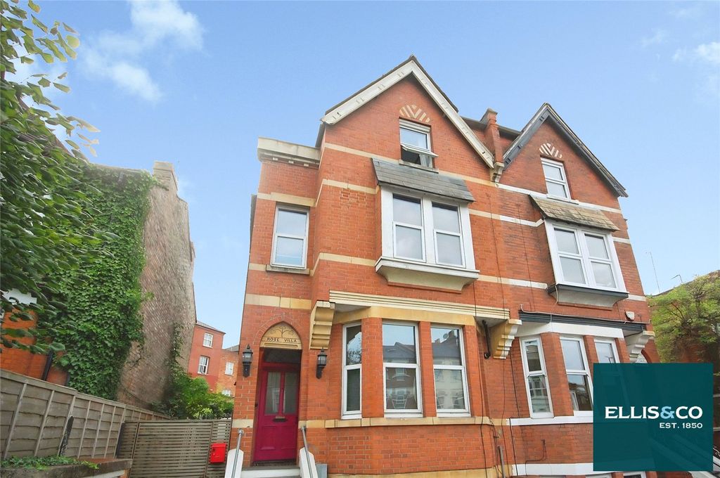 Property photo 1 of 9 Picture No. 20