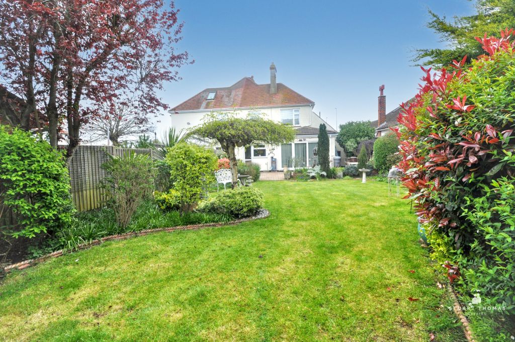 Property photo 2 of 15