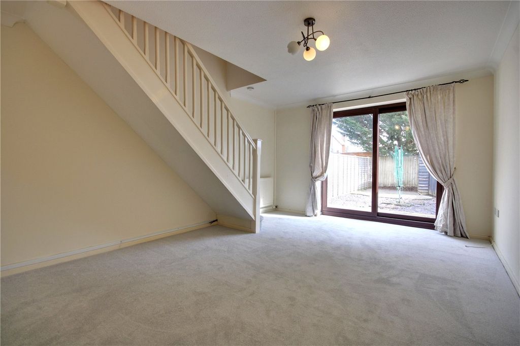 Property photo 3 of 8 Picture No. 09