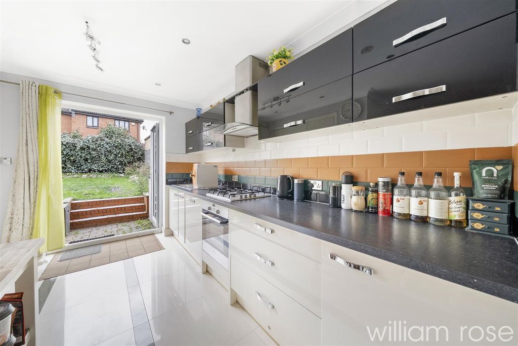 Property photo 2 of 22 Dsc00627.Jpg