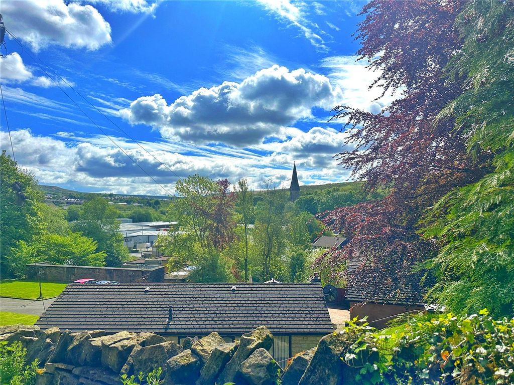 Property photo 3 of 26 Picture No. 36