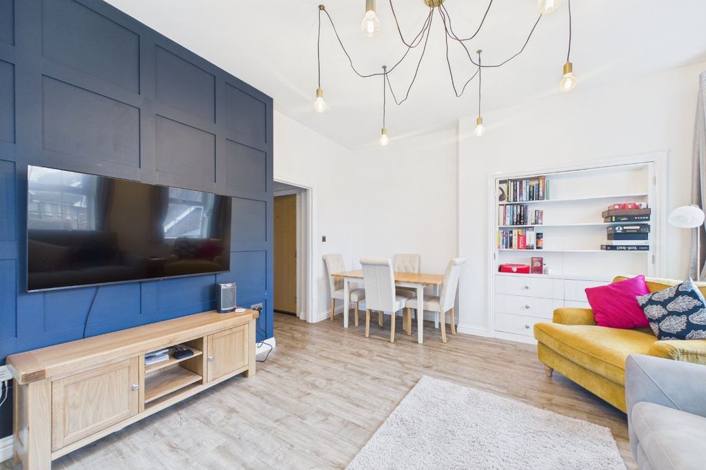 Property photo 3 of 11 Picture No. 09