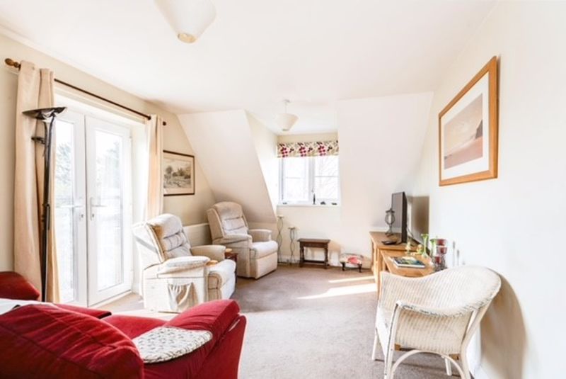Property photo 3 of 11 Sitting Room