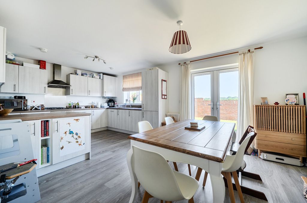 Property photo 3 of 24 1481749-18-6A3E4B...