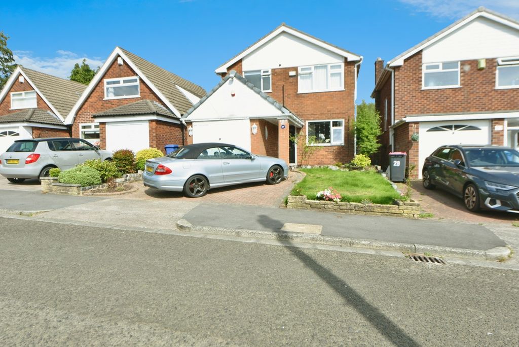 Property photo 1 of 17 Front
