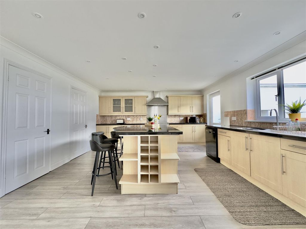 Additional image 12 of 5 bed detached house for saleTregundy Lane, Perranporth TR6