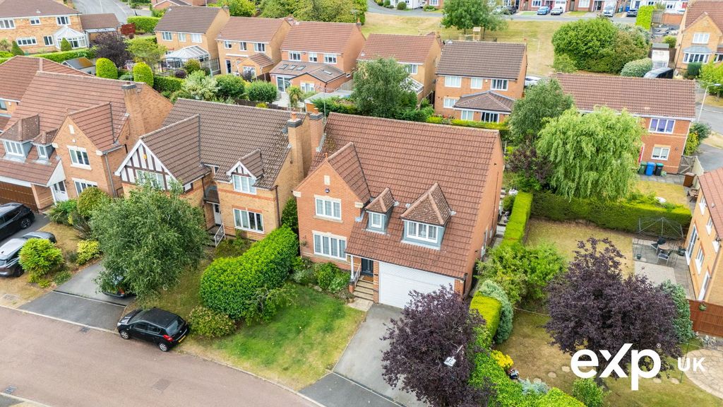 Property photo 2 of 64