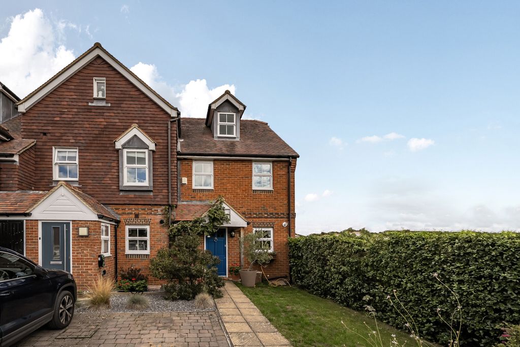Property photo 1 of 21 1357075-25-68d152...
