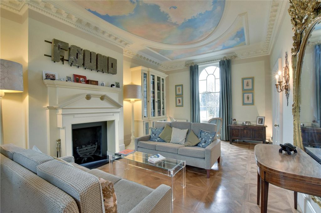 Property photo 1 of 34 Picture No. 23