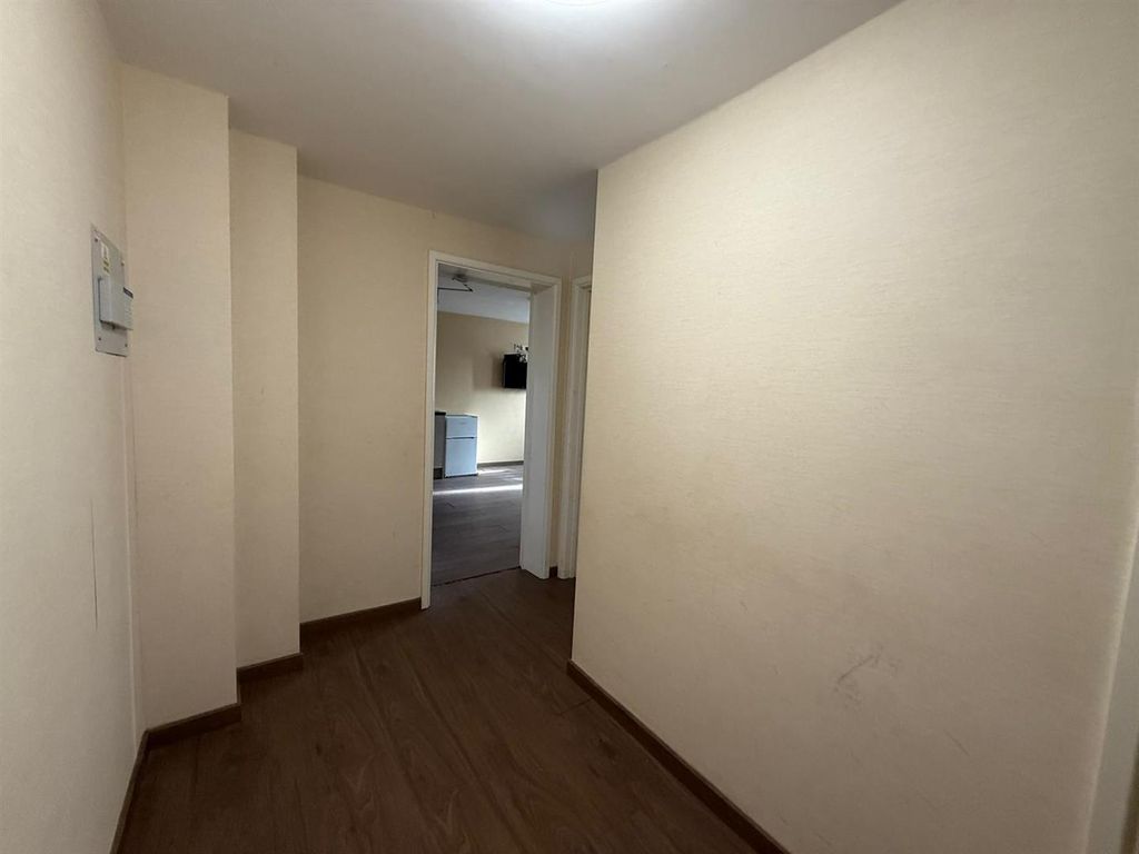 Property photo 2 of 9 Img-20251022-Wa0010.Jpg