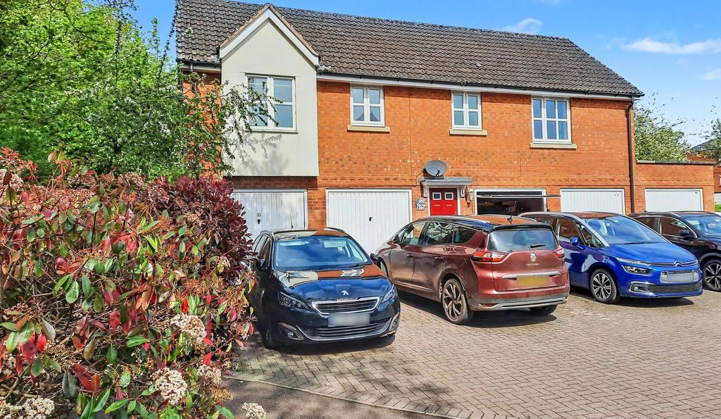 Property photo 1 of 8
