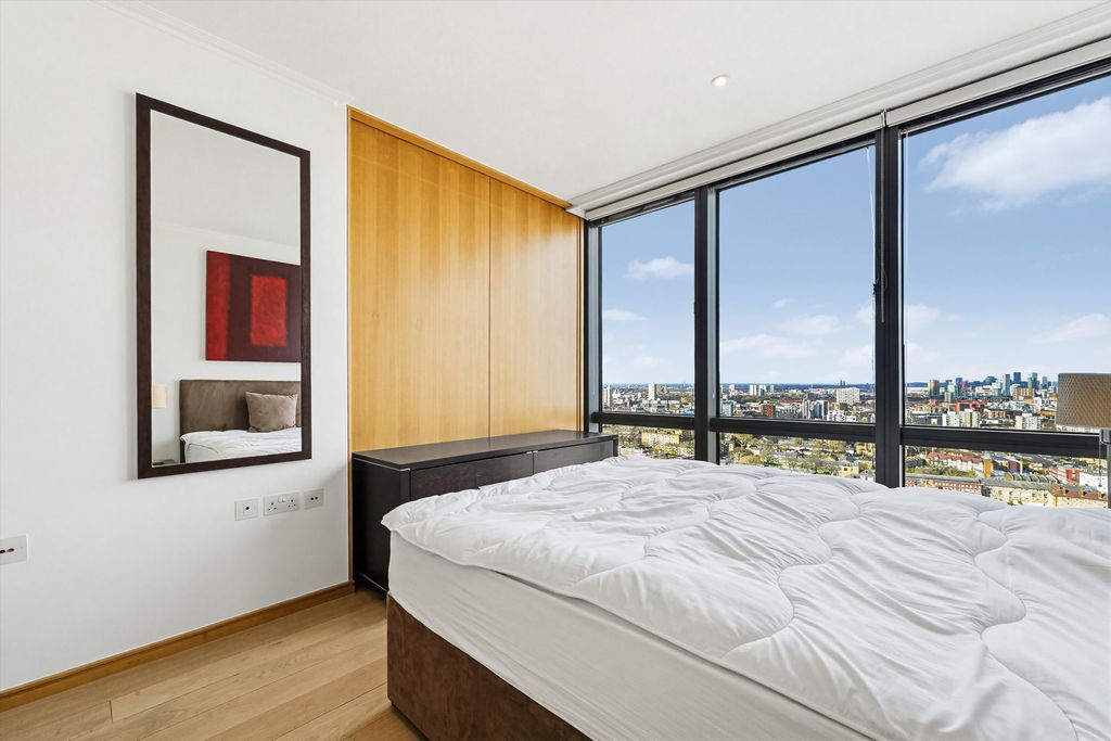 Property photo 3 of 12 Image