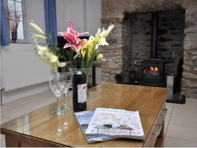 Property photo 3 of 14 Cosy Coal Burner For Those Wonderful Evenings.Jpg