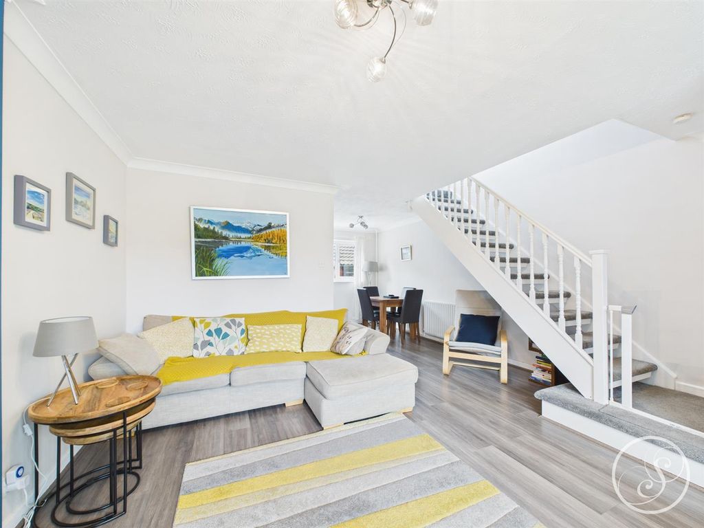 Property photo 3 of 15 Lounge/Diner