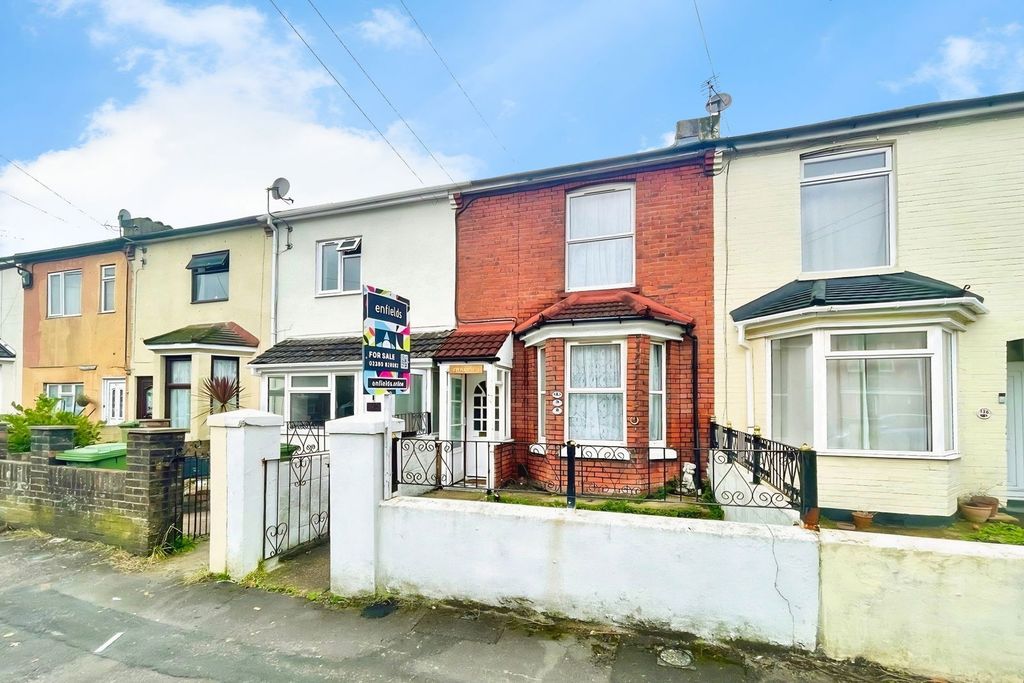 Property photo 1 of 16