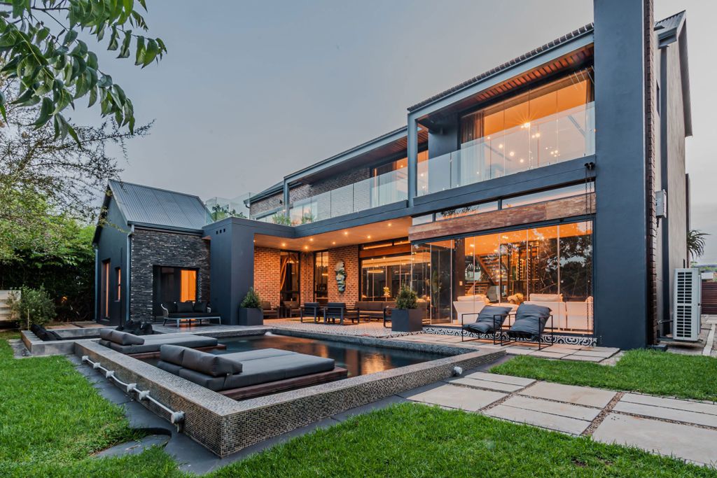 Property photo 3 of 80 Cn1716300