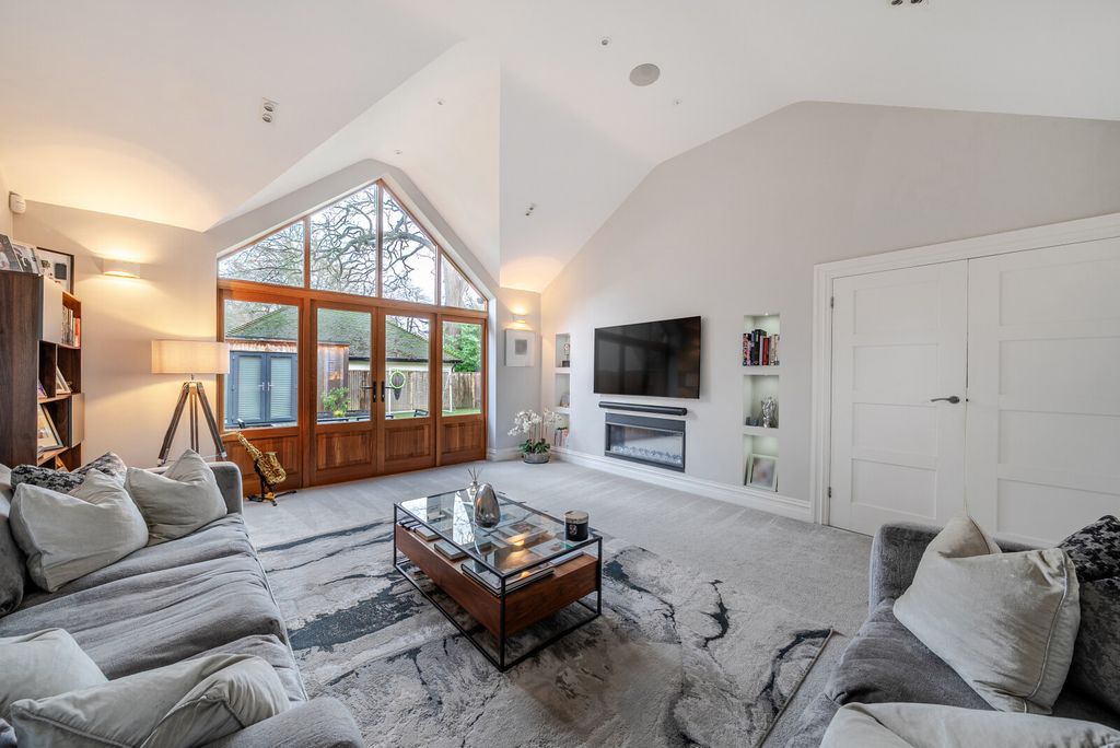 Property photo 2 of 23 Picture 2