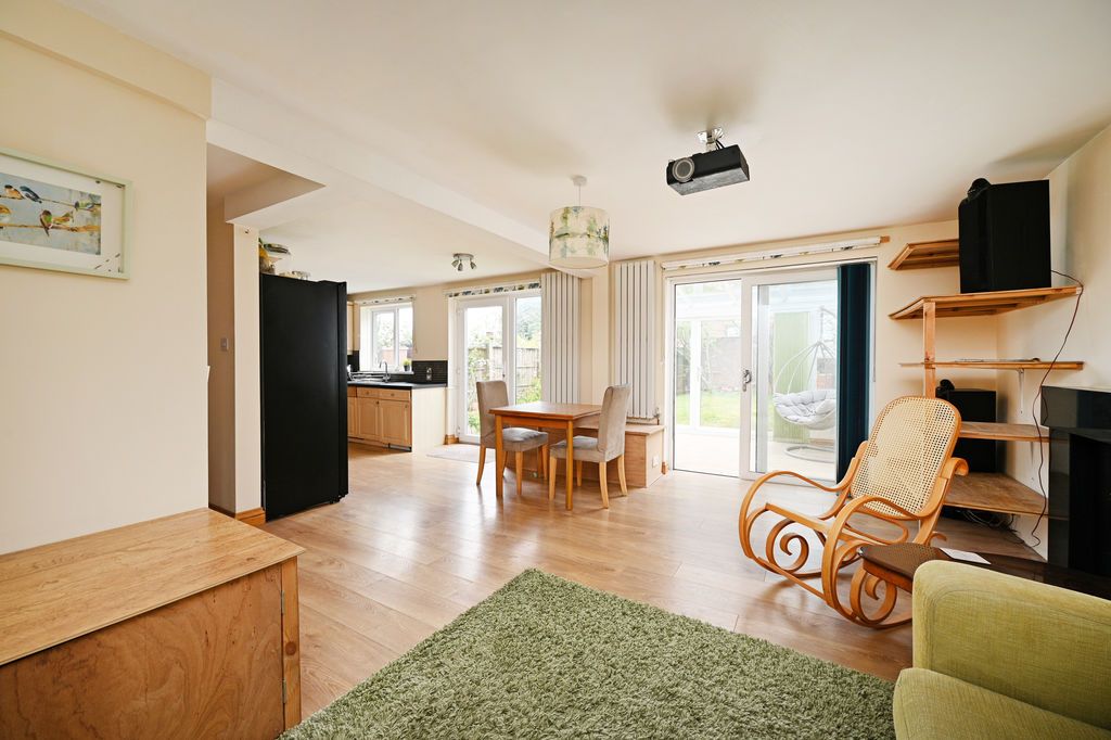 Property photo 2 of 27 Open Plan Living