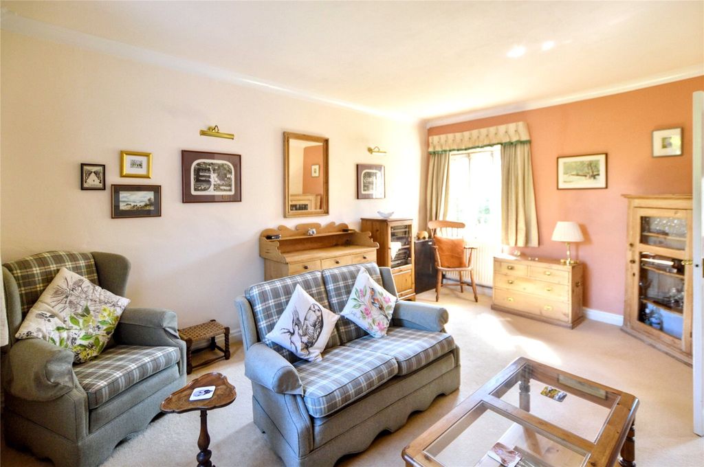 Property photo 1 of 14 Picture No. 08