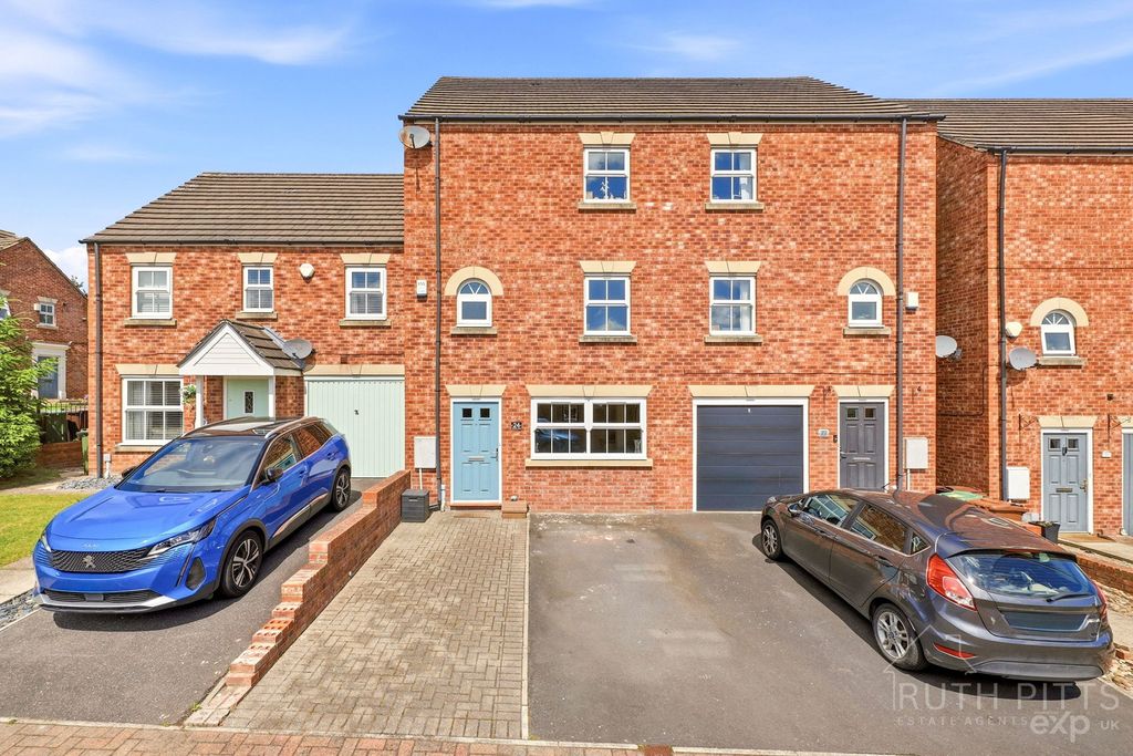 Property photo 1 of 44
