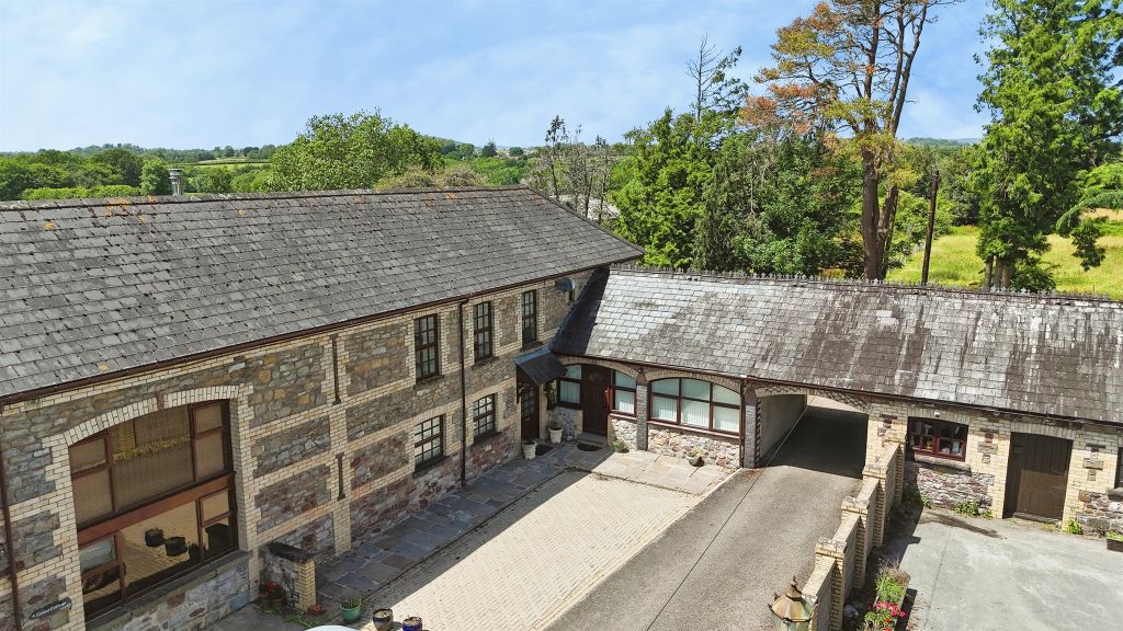 Property photo 1 of 34