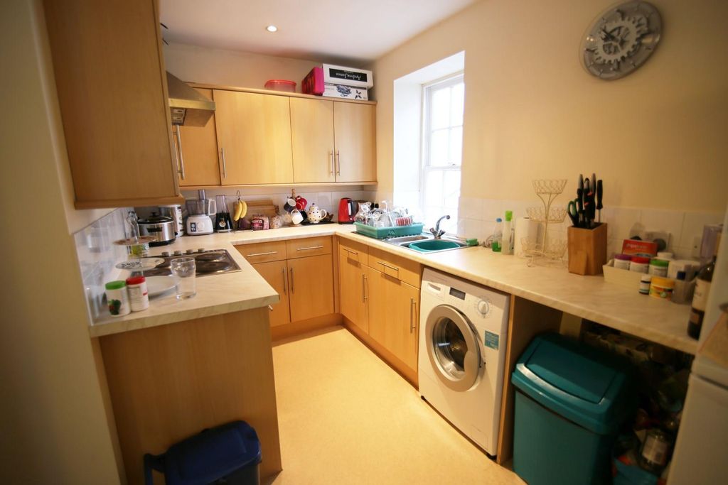 Property photo 3 of 6 Img_9670 1 (Large).Jpg