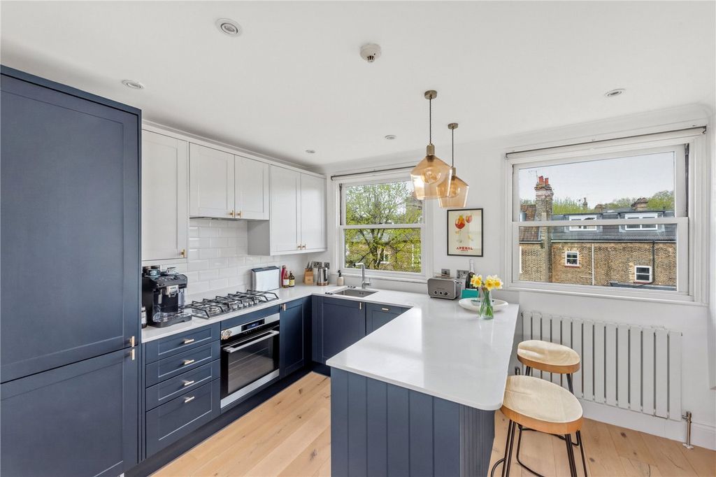 Property photo 3 of 12 Picture No. 07