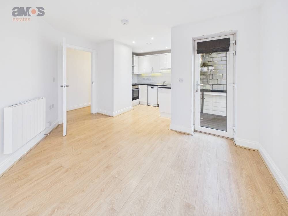 Property photo 2 of 13 4986713