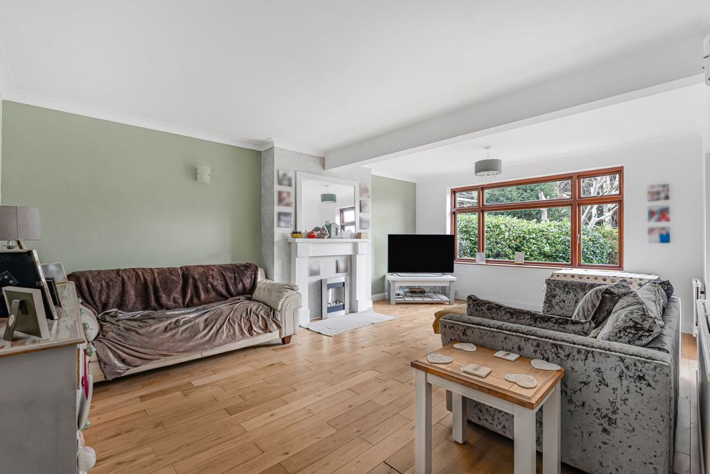 Property photo 3 of 26 Reception Room