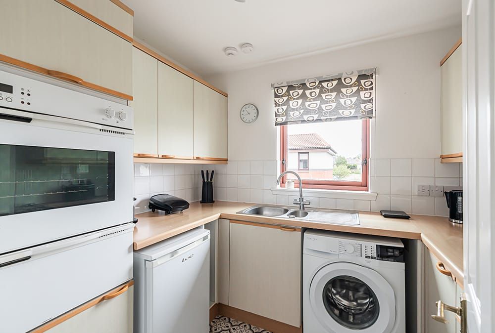 2 bed flat for saleLiberton Place, Edinburgh EH16 photo 4